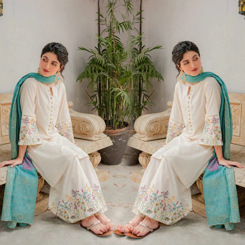 Luminous Embroidered Lawn 3-Piece Suit with Digital Printed Jacquard Dupatta – 5018