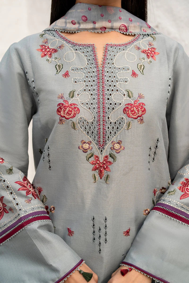 Elegant Chikankari Embroidered Lawn 3-Piece Suit with Digital Printed Jacquard Dupatta – 5192