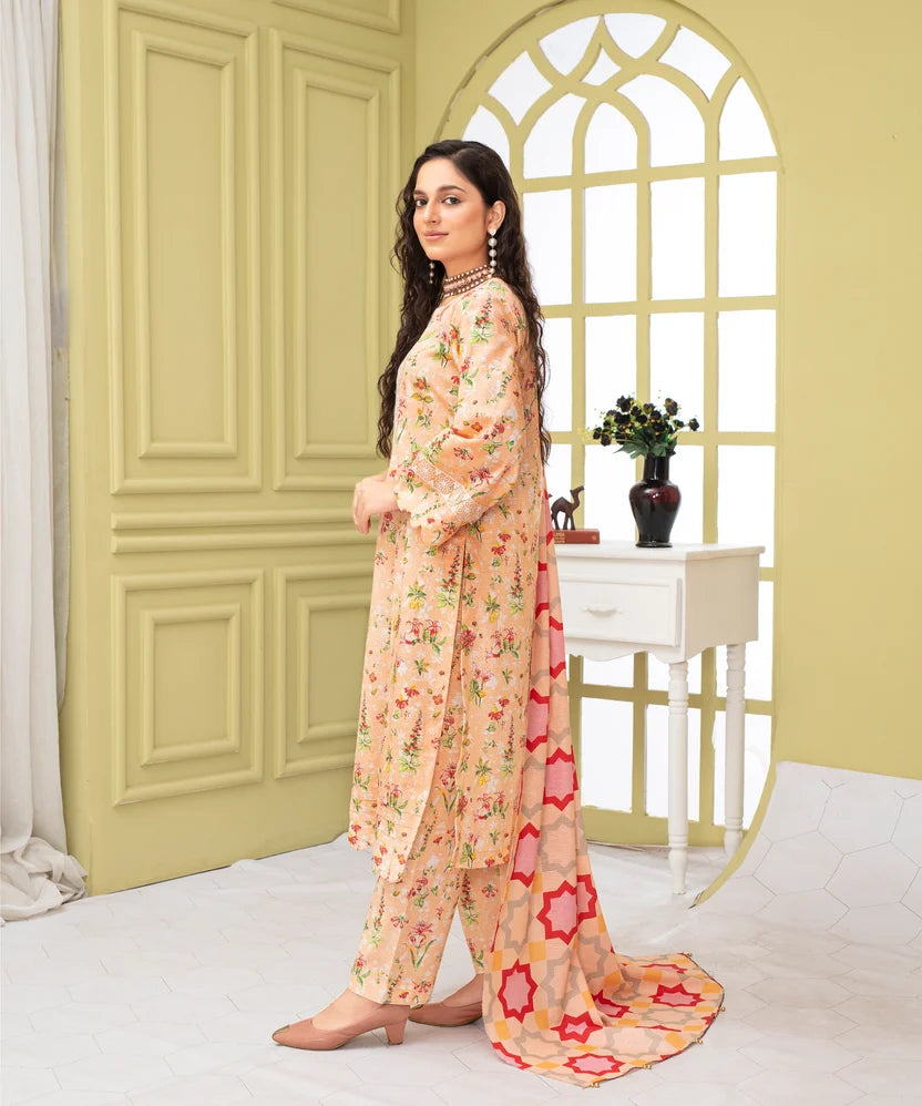 Khaddar Printed Suit with Embroidered Neckline & Organza Sleeve Patch | 904
