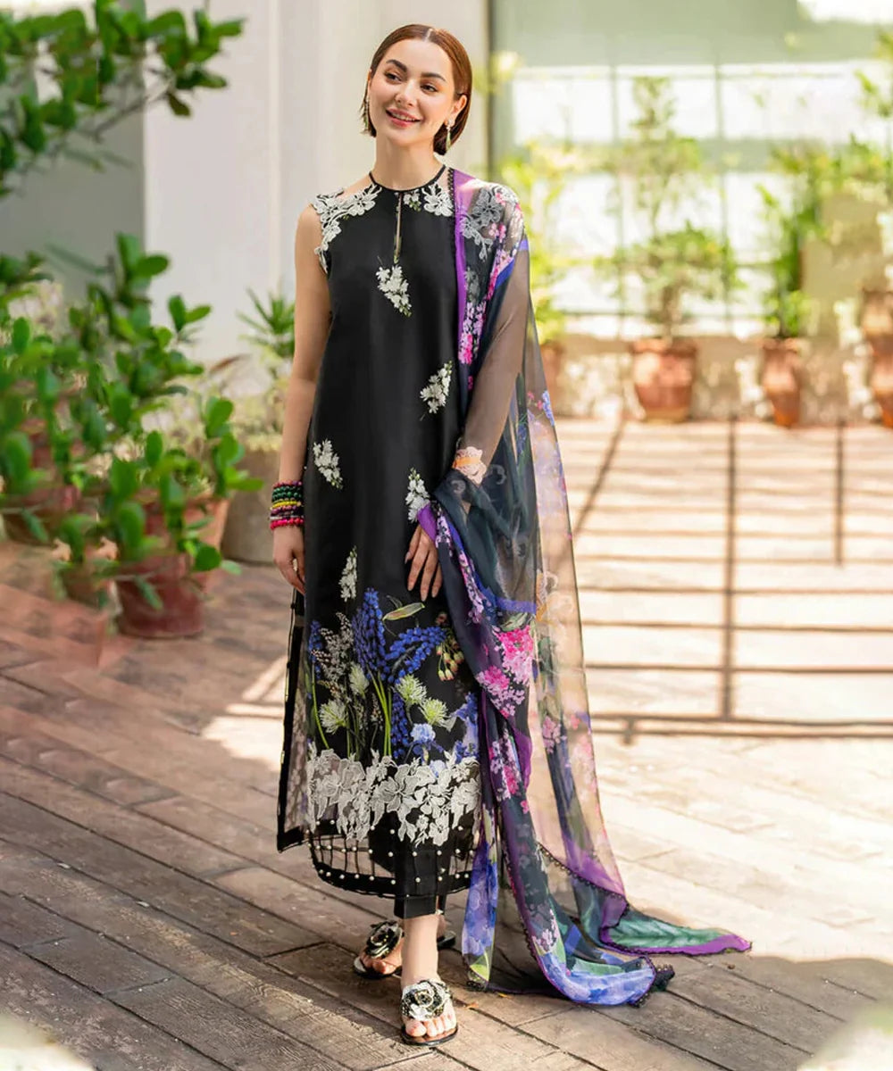 3PC Karandi Digital Printed Suit with Printed Dupatta & Trouser — 3435