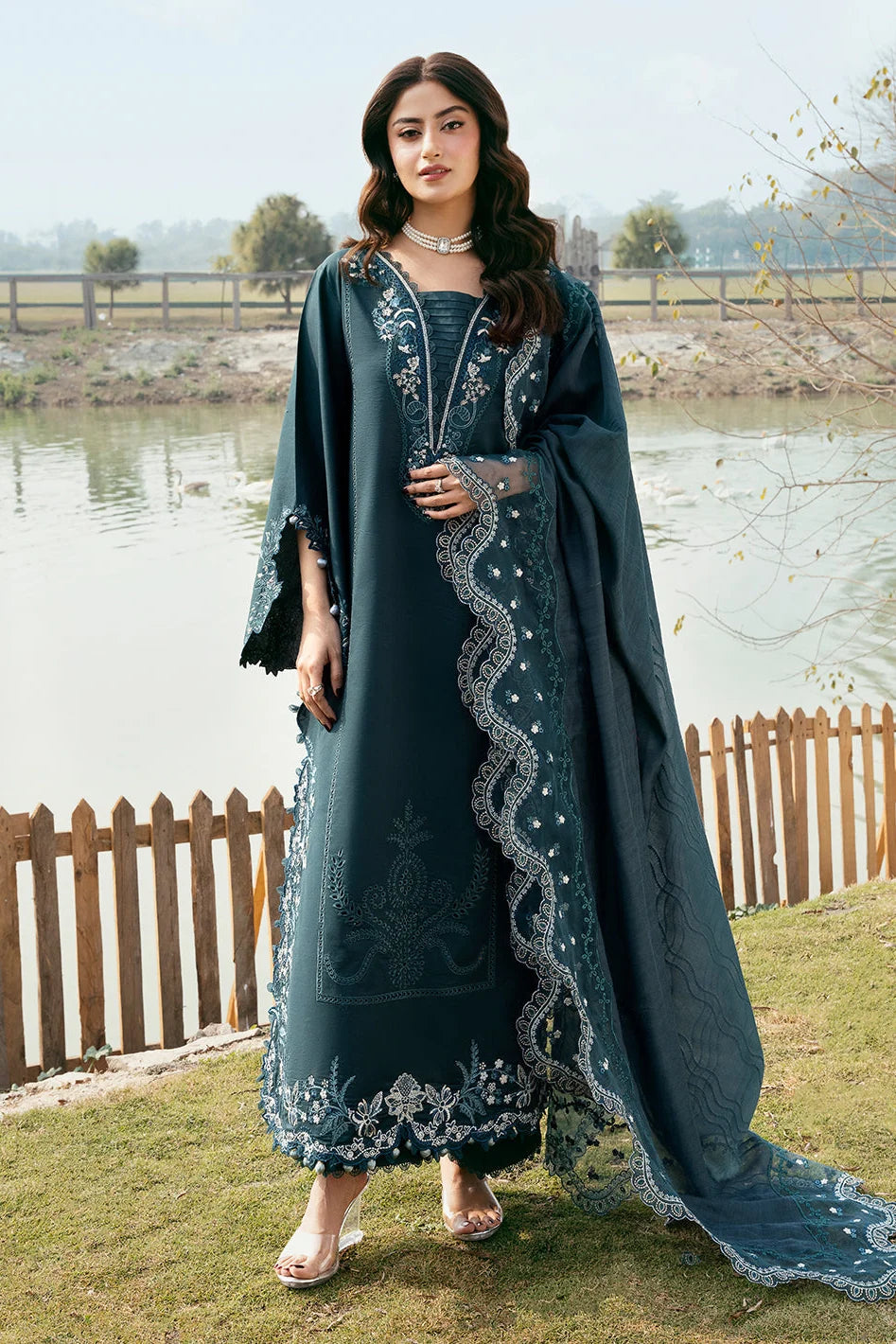 Vibrant Chikankari Embroidered Lawn 3-Piece Suit with Organza Embroidered Dupatta – 5283