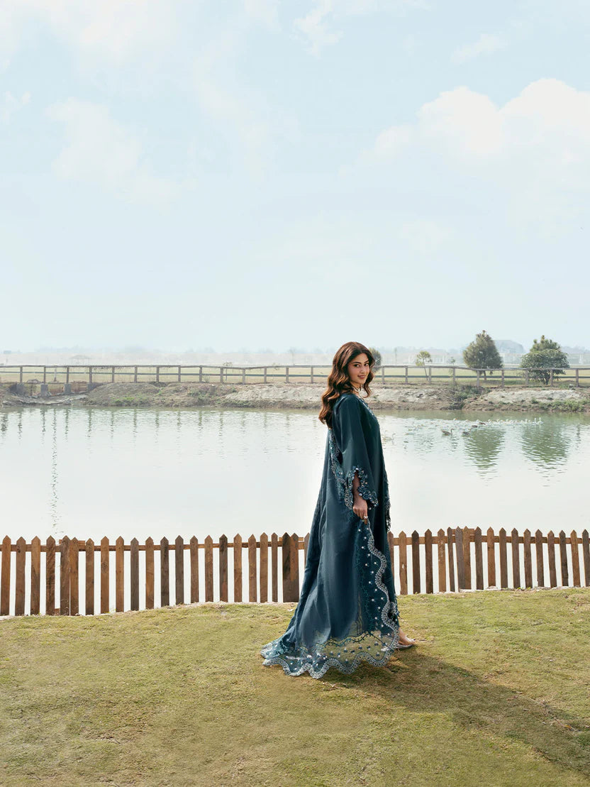 Vibrant Chikankari Embroidered Lawn 3-Piece Suit with Organza Embroidered Dupatta – 5283
