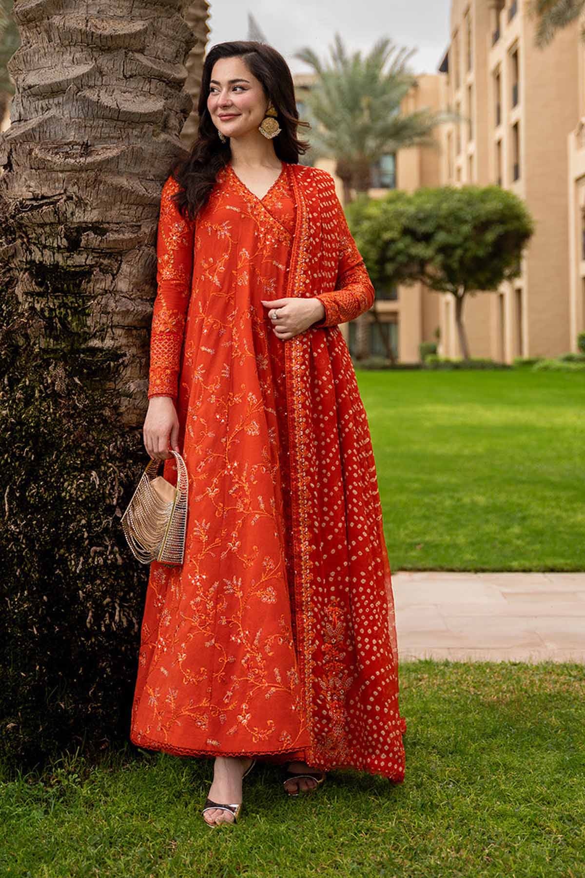 Stunning Sequence Embroidered Lawn 3-Piece Suit with Digital Printed Jacquard Dupatta – 5301