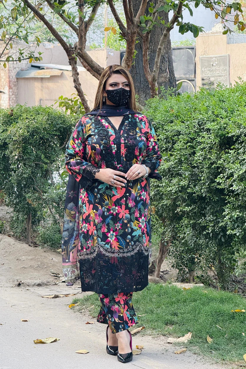 . 3PC Karandi Digital Printed Suit with Printed Dupatta & Trouser — 1707