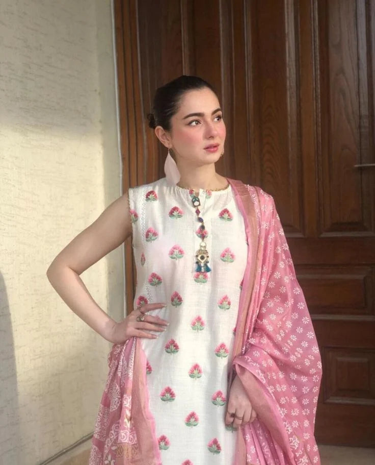 Unstitched Khaddar Suit with Digital Print & Organza Patch | 922