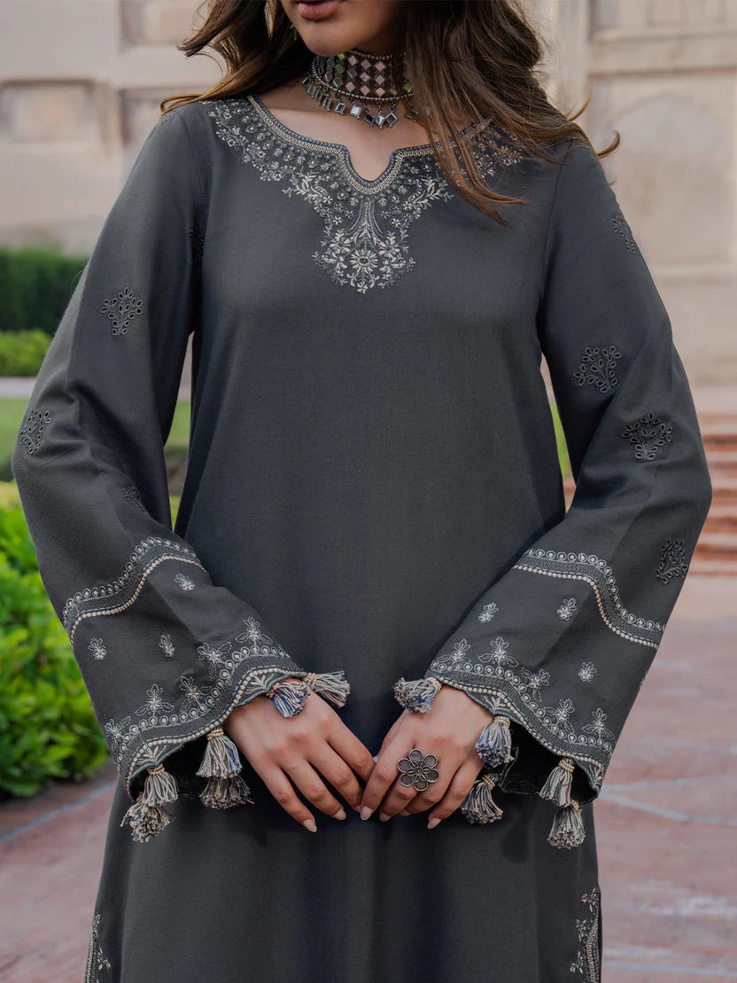 Serene Embroidered Lawn 3-Piece Suit with Digital Printed Jacquard Dupatta – 5050