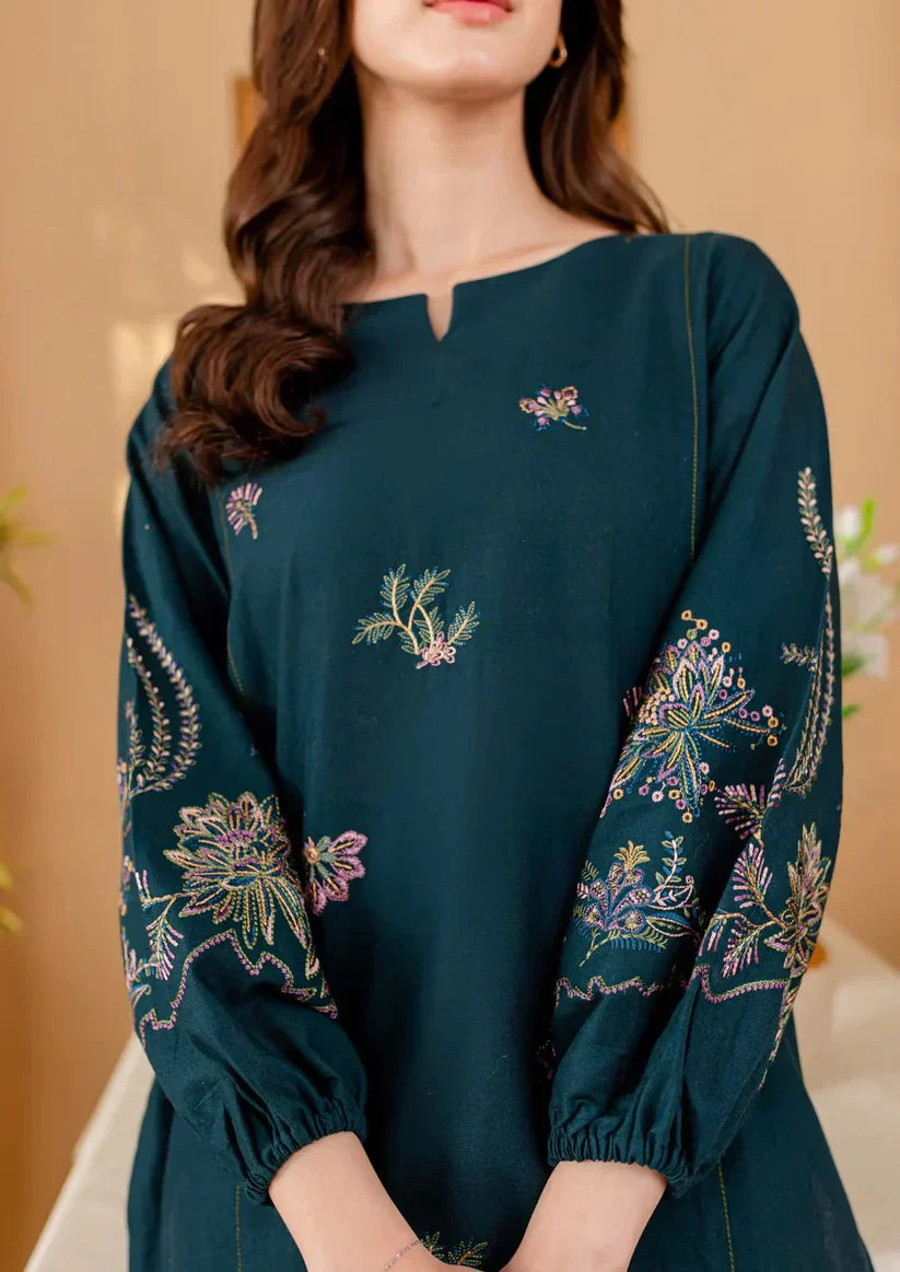Effortless Embroidered Lawn 2-Piece Suit – 5008