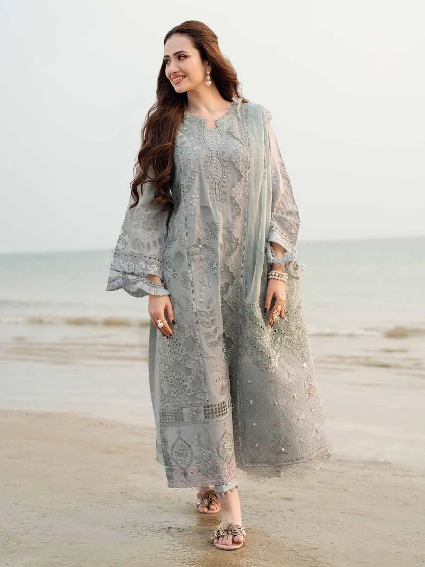 Captivating Laser Cut Embroidered Lawn 3-Piece Suit with Khadi Net Embroidered Dupatta – 5401